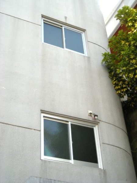 画像1: S様 アパート高窓（４箇所）取替えリフォーム (1)